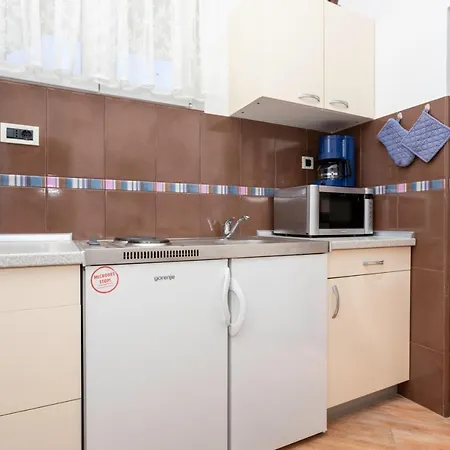 Hana Apartment