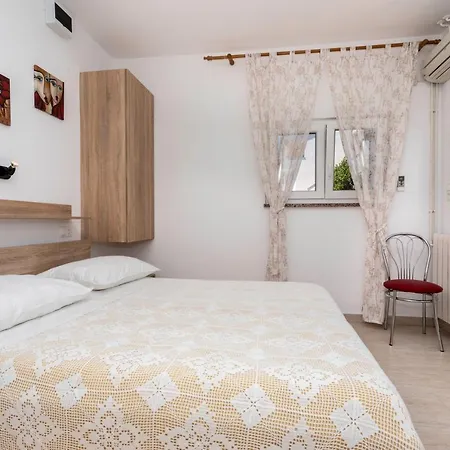 Hana Apartament